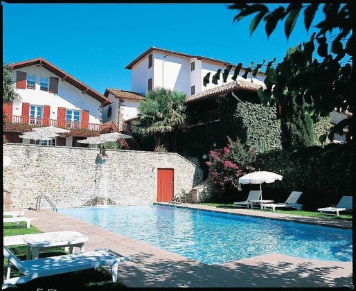Gallery - Hôtel Des Pyrénées