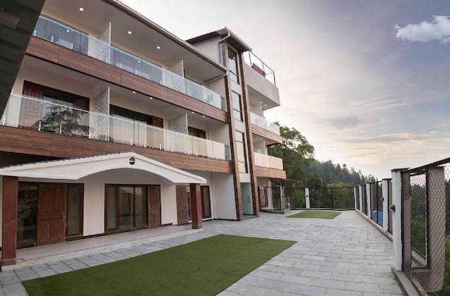 Gallery - Hotel Seven Oaks