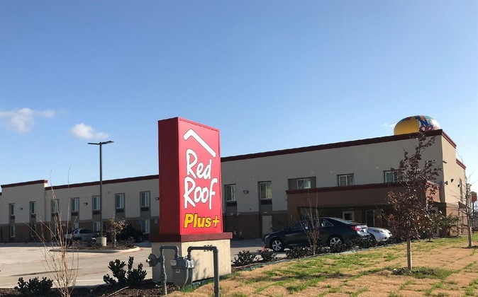 Gallery - Red Roof Inn Plus+ Fort Worth - Burleson