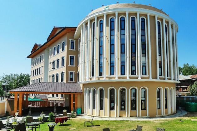 Gallery - Hotel Asian Park