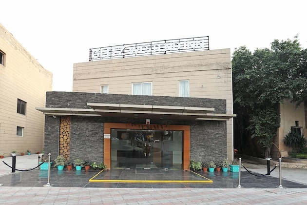 Gallery - Glitz Westend Inn