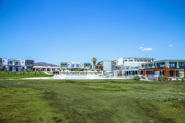 Gallery - Gennadi Seaside Resort