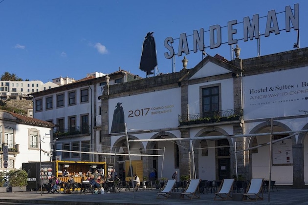 Gallery - The House Of Sandeman - Hostel & Suites