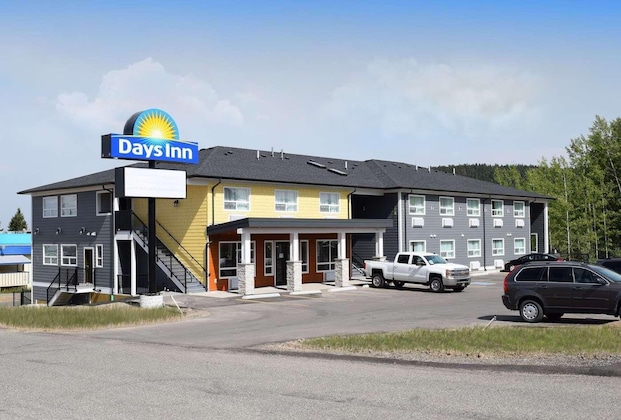 Gallery - Days Inn By Wyndham 100 Mile House