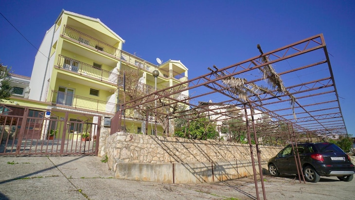 Gallery - Sunset Apartments