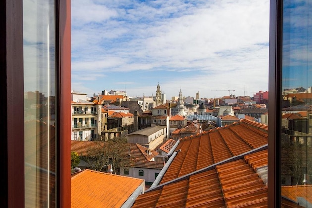 Gallery - Liiiving In Porto - Historic Clerigos Studio 4F
