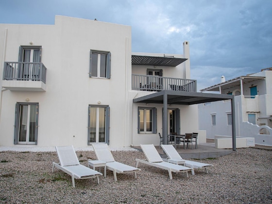 Gallery - Milos Waves Luxury Apartments