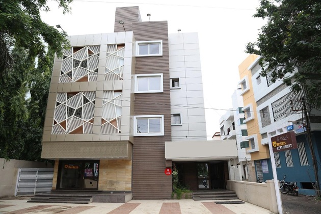 Gallery - Oyo 9953 Hotel Alankar