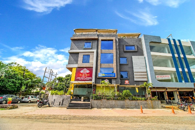 Gallery - Fabhotel Eleven Heights