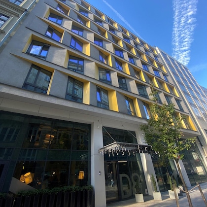Gallery - D8 Hotel