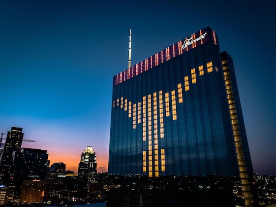 Gallery - Fairmont Austin Gold Experience