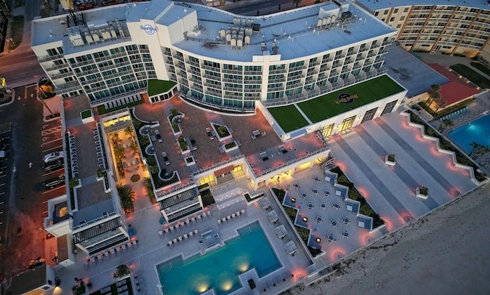 Gallery - Hard Rock Hotel Daytona Beach