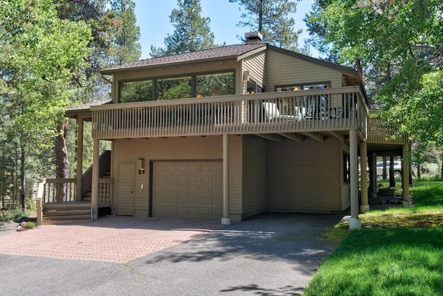 Gallery - Tan Oak Lane 37