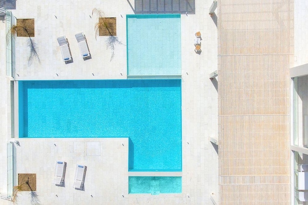 Gallery - Maria & Nada Beachfront Villas