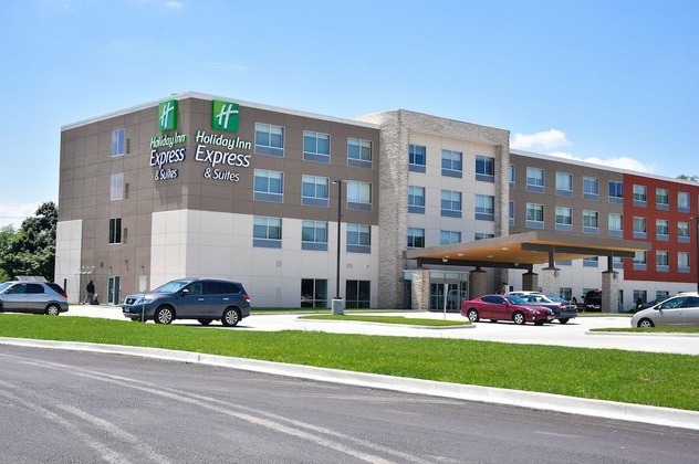 Gallery - Holiday Inn Express & Suites Bensenville - O'hare By Ihg