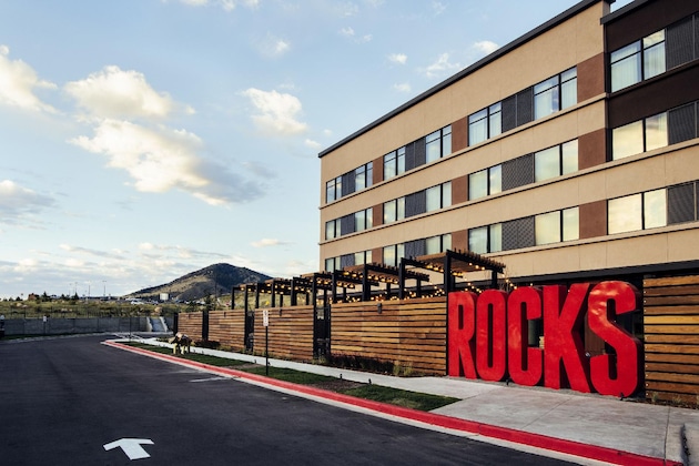 Gallery - Origin Red Rocks, A Wyndham Hotel