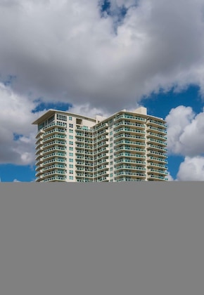 Gallery - Private Residences at Hotel Arya by SoFLA Vacations