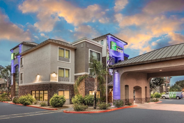 Gallery - Sleep Inn & Suites Tempe Asu Campus