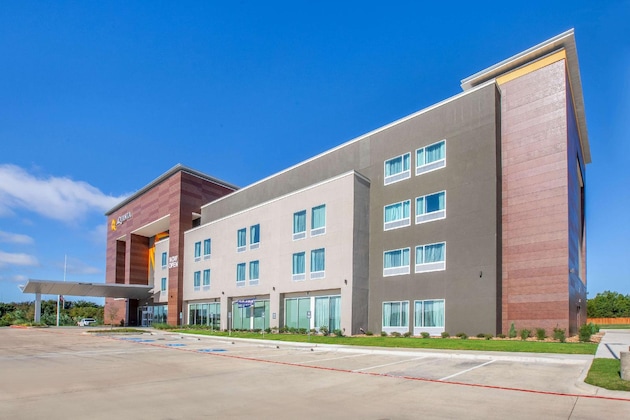 Gallery - La Quinta Inn & Suites By Wyndham Dallas Duncanville