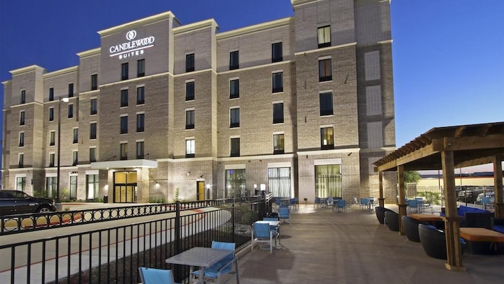 Gallery - Candlewood Suites Dallas-Frisco Nw Toyota Ctr, An Ihg Hotel