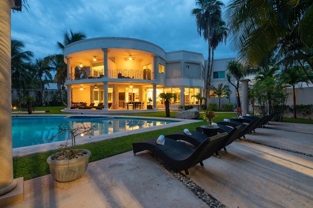 Gallery - Villa Palmeras