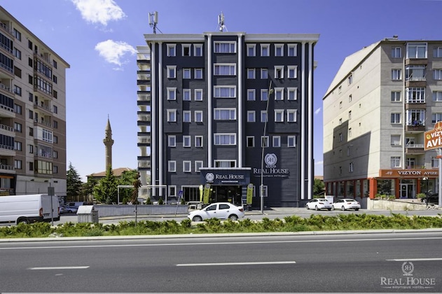 Gallery - Real House Boutique Hotel
