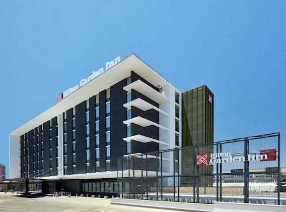 Gallery - Hilton Garden Inn Gaborone