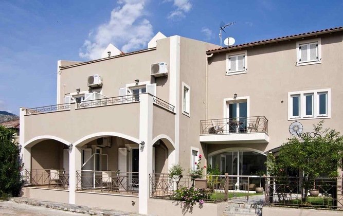 Gallery - Notos Studios & Apartments