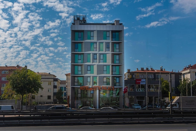 Gallery - Land Park Hotel