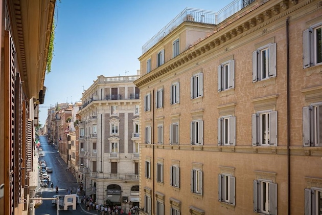 Gallery - The Sistina Suite