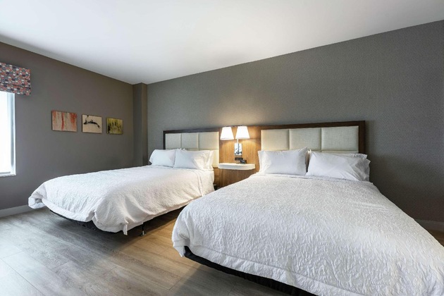 Gallery - Hampton Inn & Suites By Hilton Charlottetown, Pei