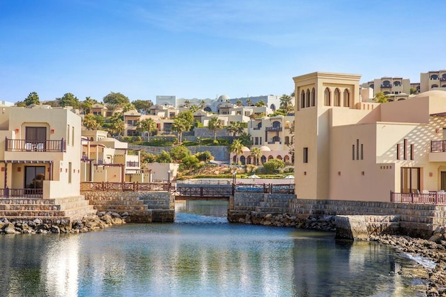 Gallery - The Village At Cove Rotana Resort