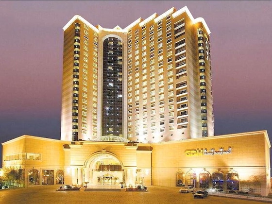 Gallery - Guangdong Hotel Shanghai