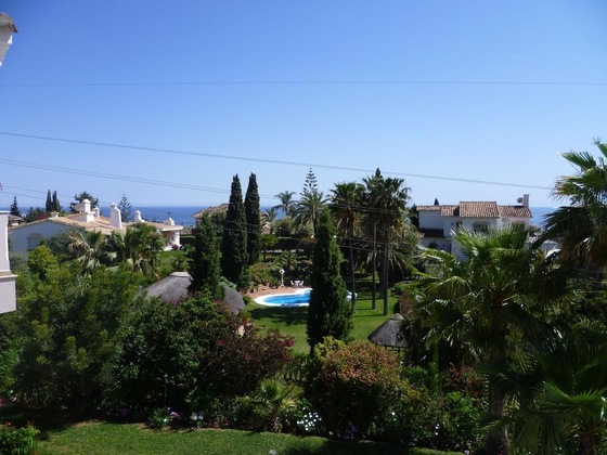 Gallery - Luxury Villa With Pool & Jacuzzi
