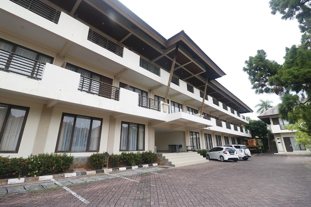 Gallery - Reddoorz Premium @ Bukit Damai Indah