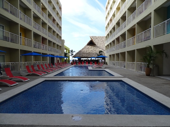Gallery - Decameron Isla Coral Guayabitos Ramada All Inclusive Resort