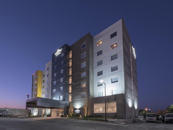 Gallery - Microtel Inn & Suites By Wyndham Irapuato