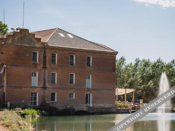 Gallery - La Fabrica Del Canal