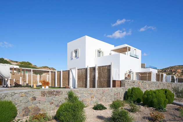 Gallery - Volcano Luxury Suites Milos - Adults Only