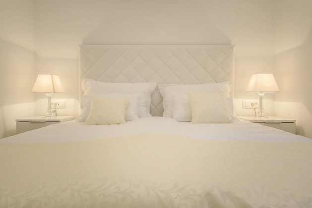 Gallery - Best Location Apartments