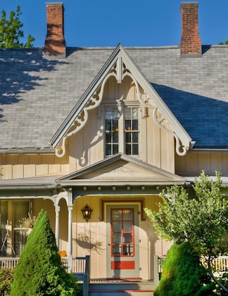 Gallery - Gothic Eves Inn And Spa Bed And Breakfast