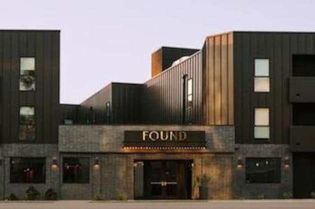 Gallery - Found Hotel, Santa Monica
