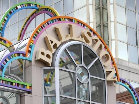 Gallery - National At Ballston Metro