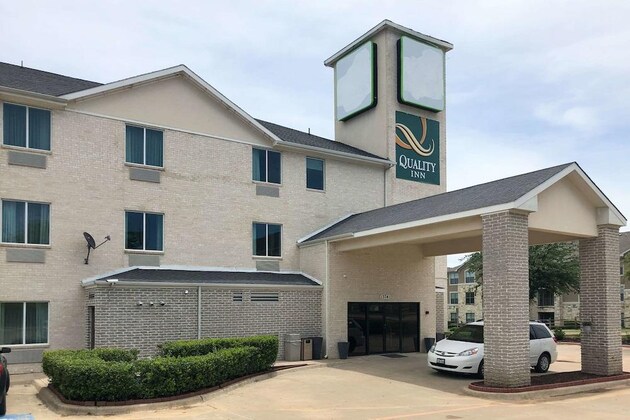 Gallery - Quality Inn & Suites Roanoke - Fort Worth North