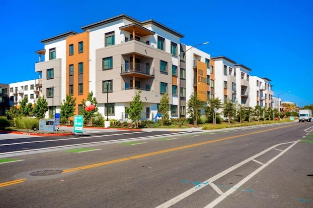 Gallery - Bluebird Suites Near Facebook Hq