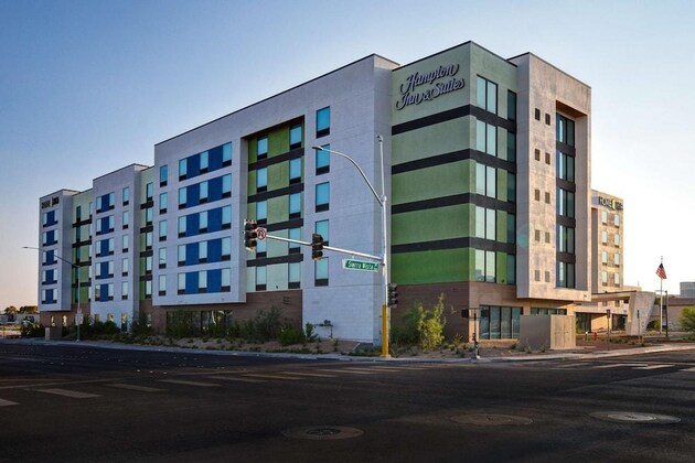Gallery - Home2 Suites By Hilton Las Vegas Convention Center