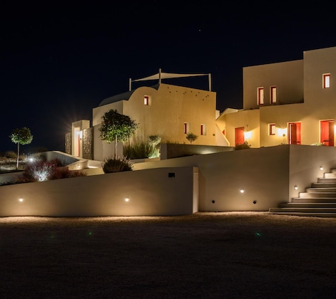 Gallery - Potnia Theron Suites