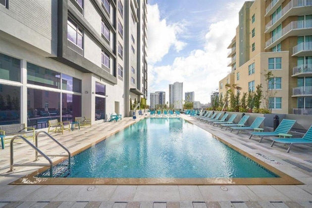 Gallery - Home2 Suites By Hilton Ft. Lauderdale Downtown