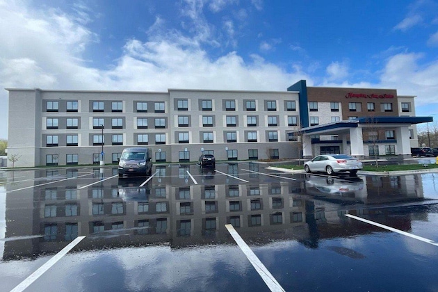 Gallery - Hampton Inn & Suites Ypsilanti