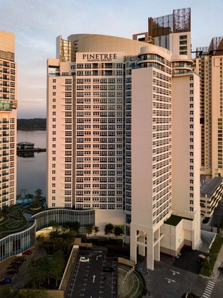 Gallery - Pinetree Marina Resort